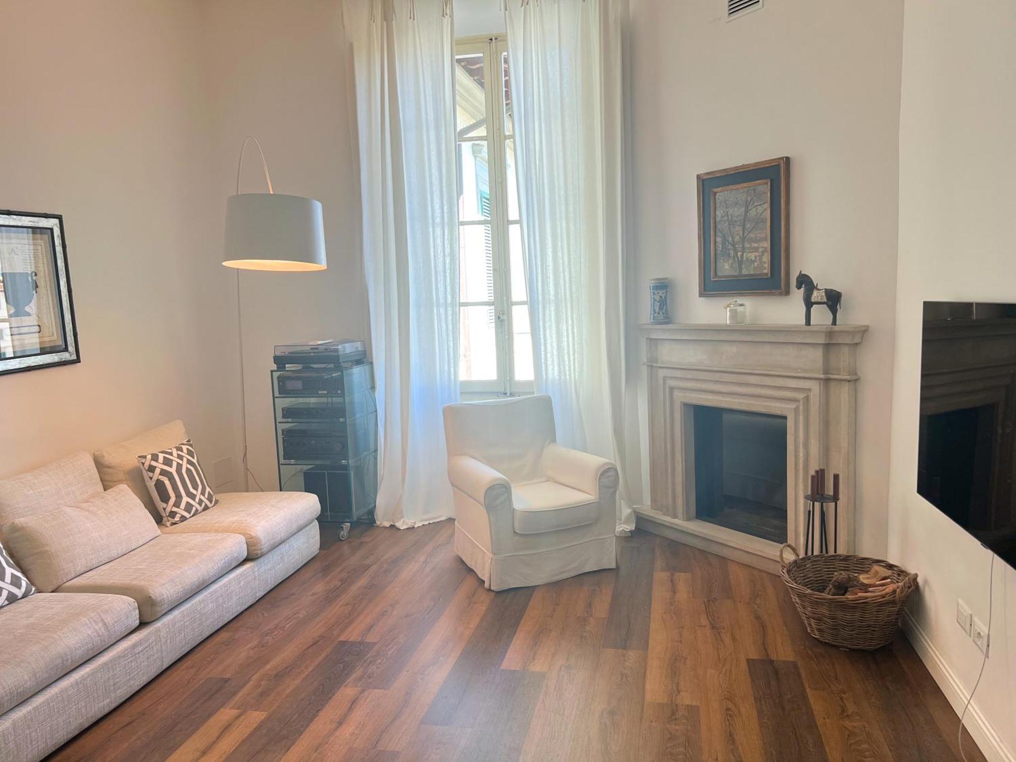 Santa Rosa Florence Apartments 3 Bedrooms - Private Parking 외부 사진